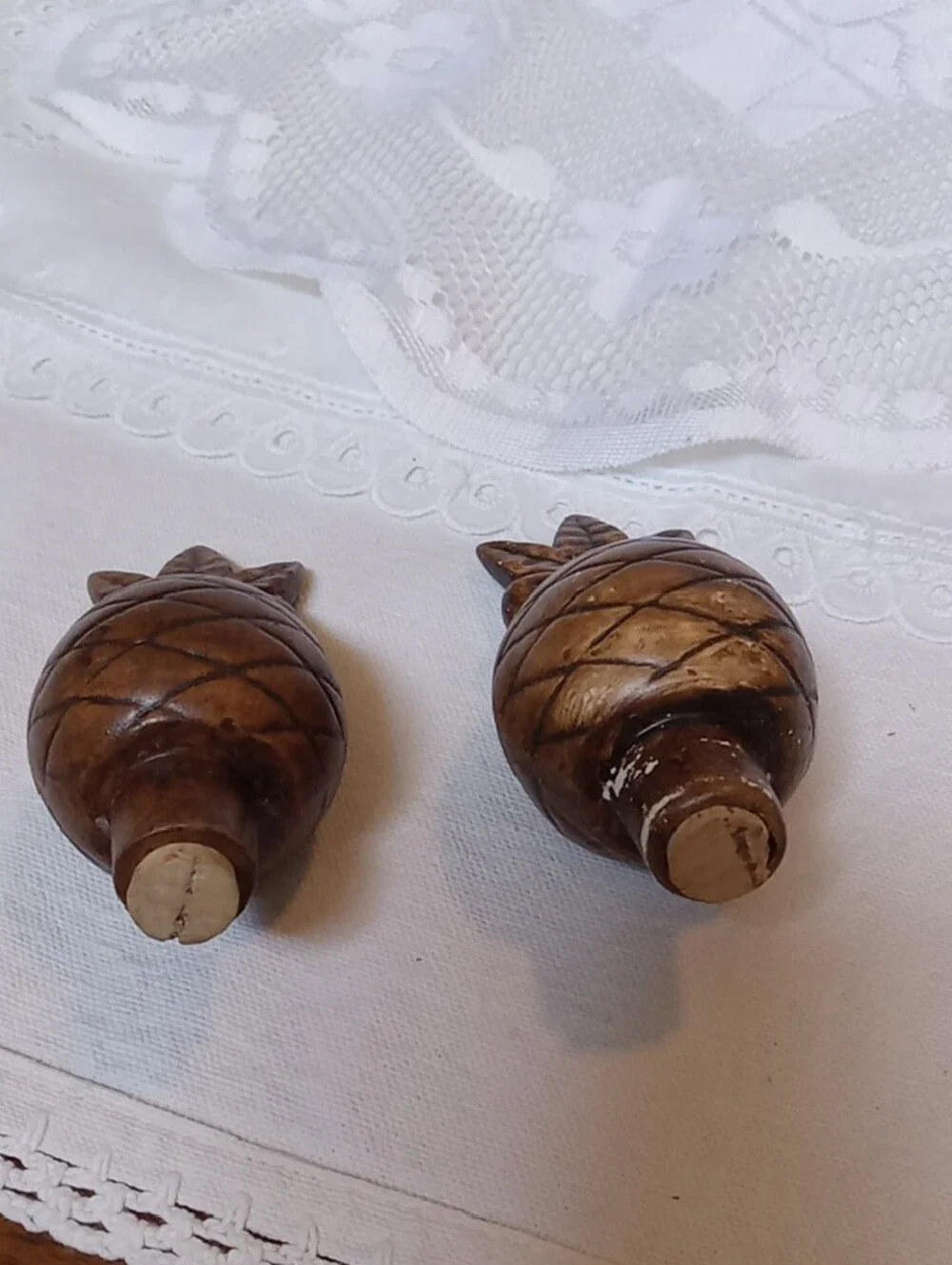 Hawaii Pineapple Salt & Pepper Shakers - Brown